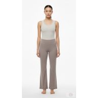 UNIQLO Ultra Stretch AIRism Flare Leggings